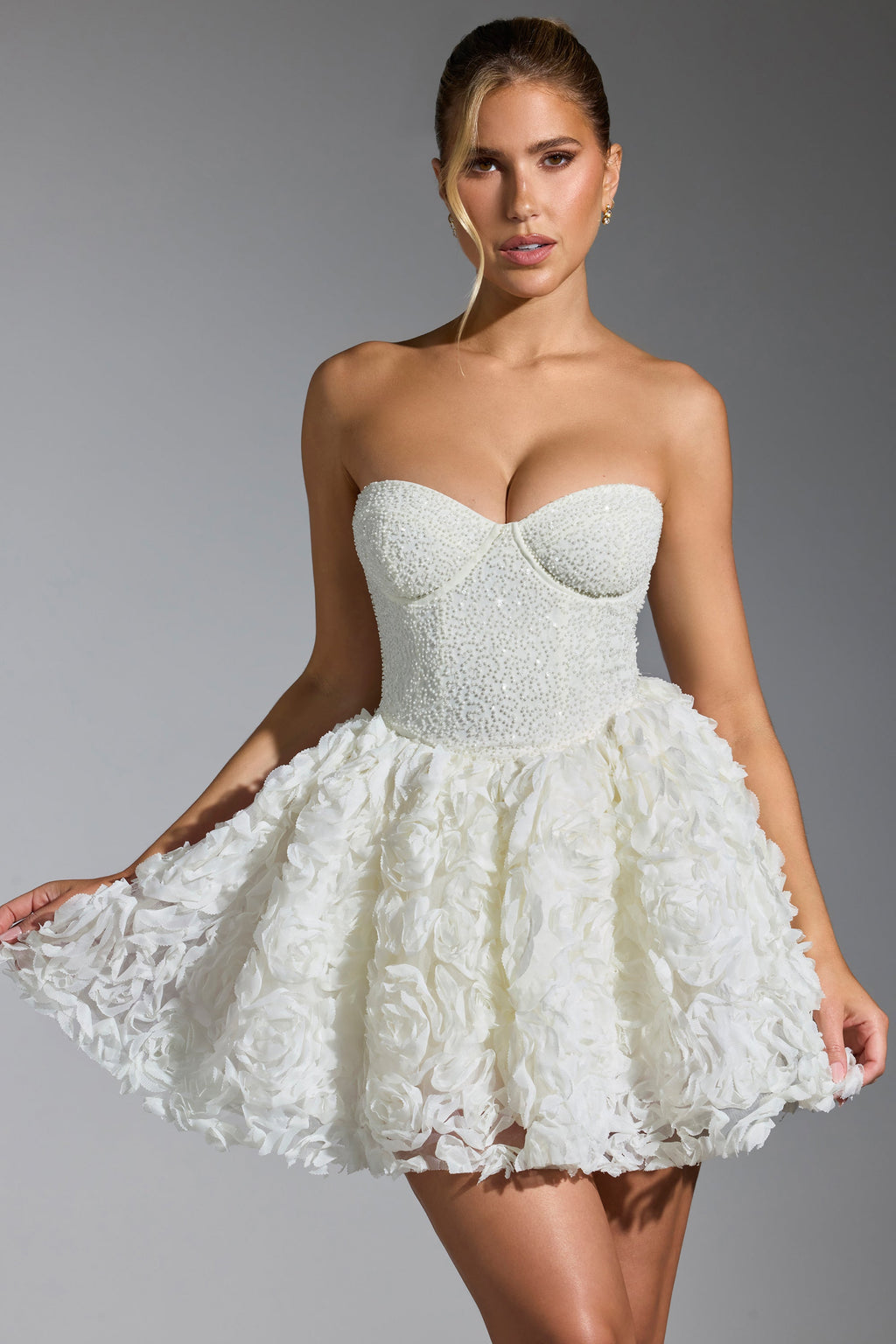 Chic Embellished Floral-Appliqué Lace-Up Mini Dress in White