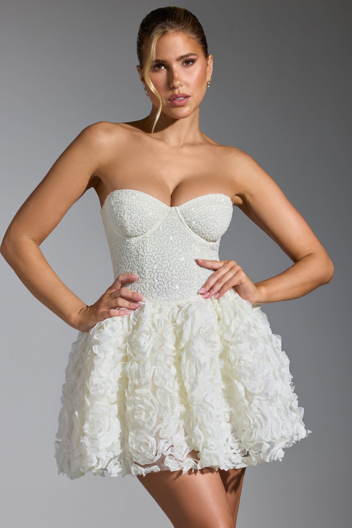 Chic Embellished Floral-Appliqué Lace-Up Mini Dress in White