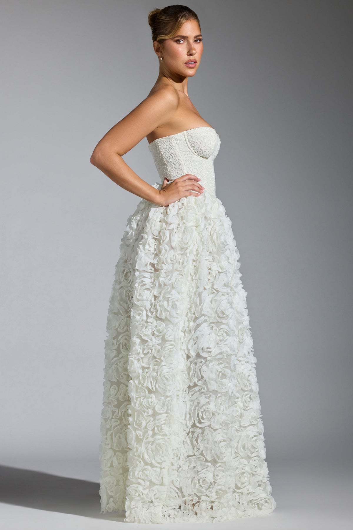 Chic Embellished Floral-Appliqué Corset Gown in White