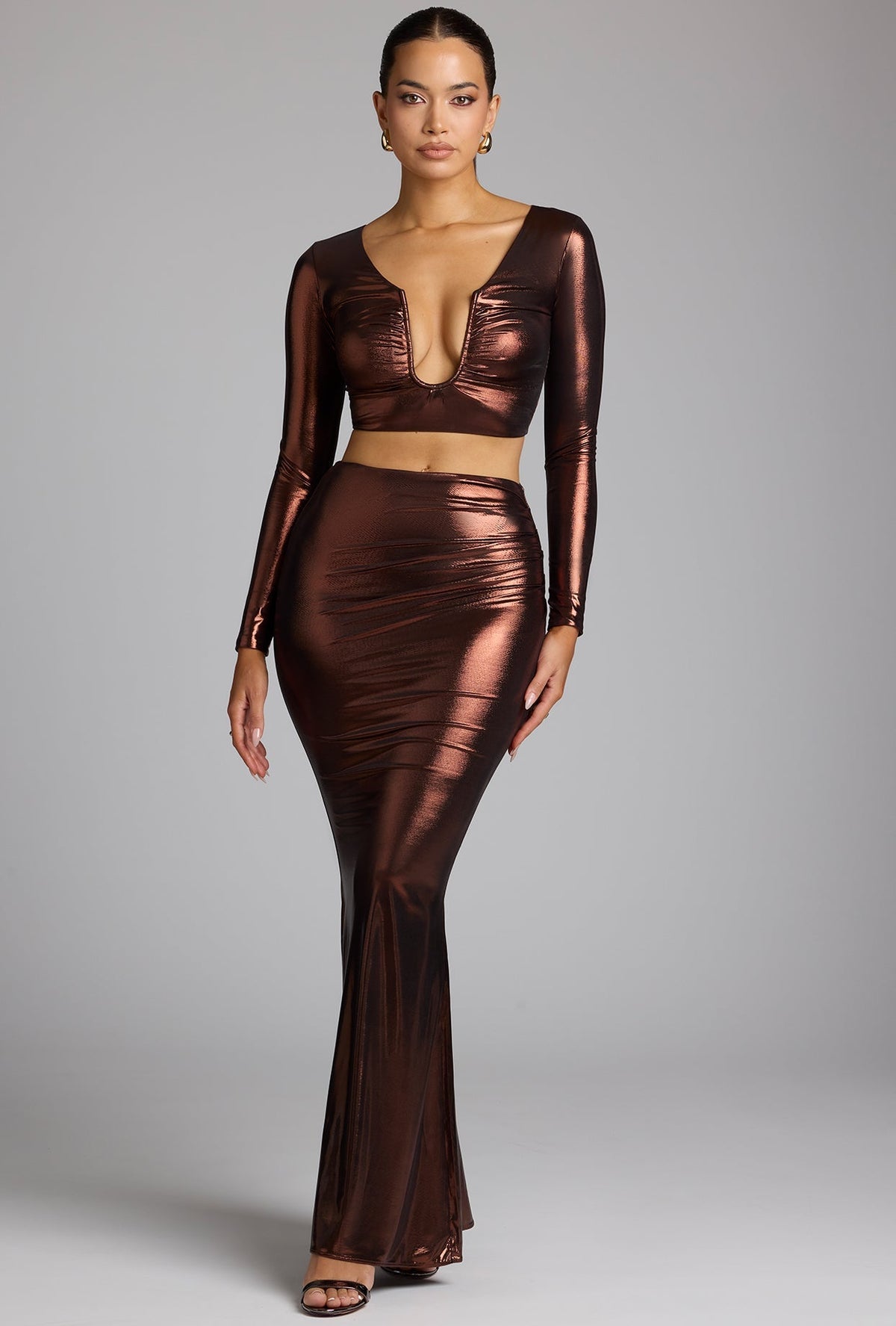 Chic Mid Rise Metallic Jersey Maxi Skirt in Copper Bronze