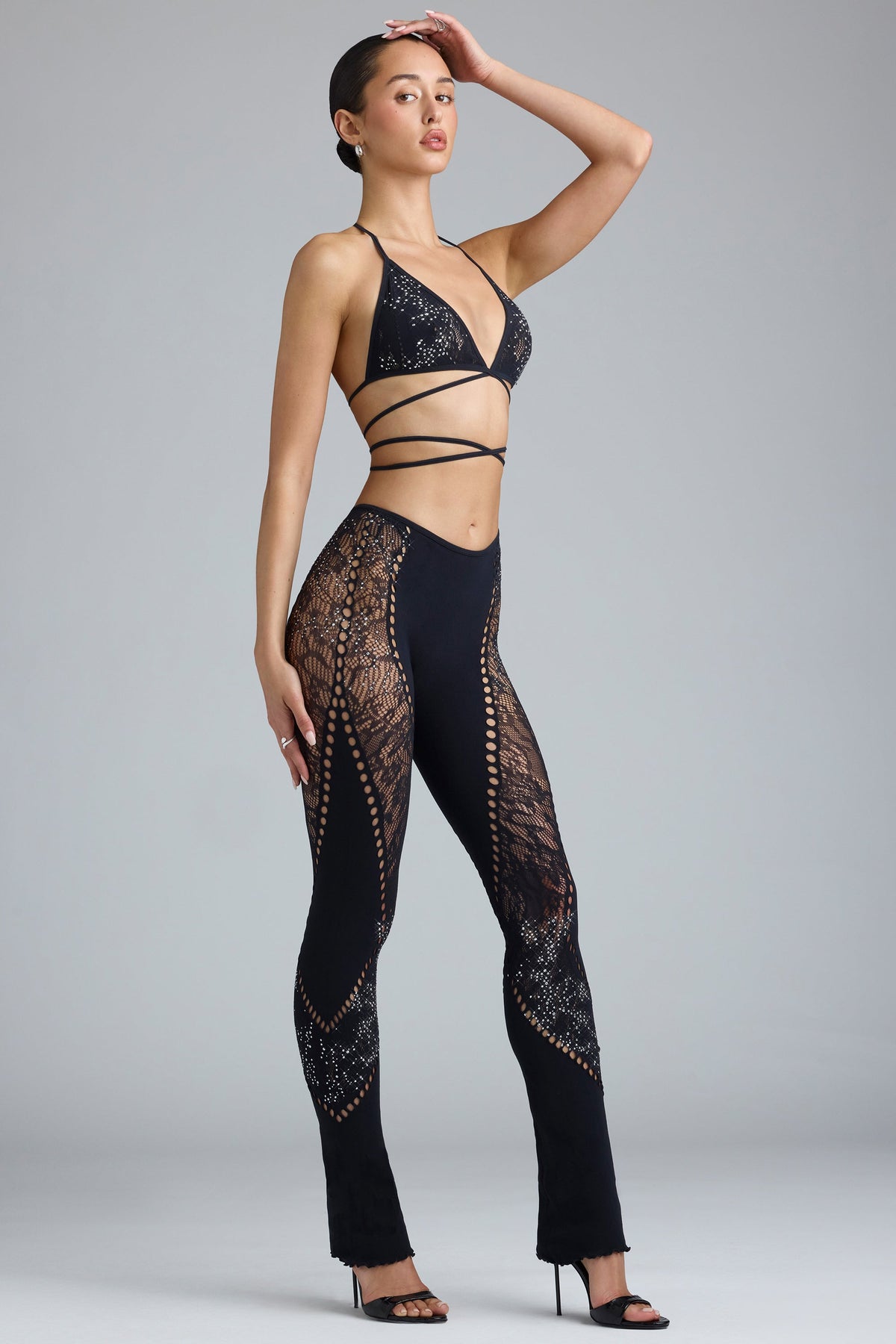 Chic Embellished Mid-Rise Flared Trousers in Black