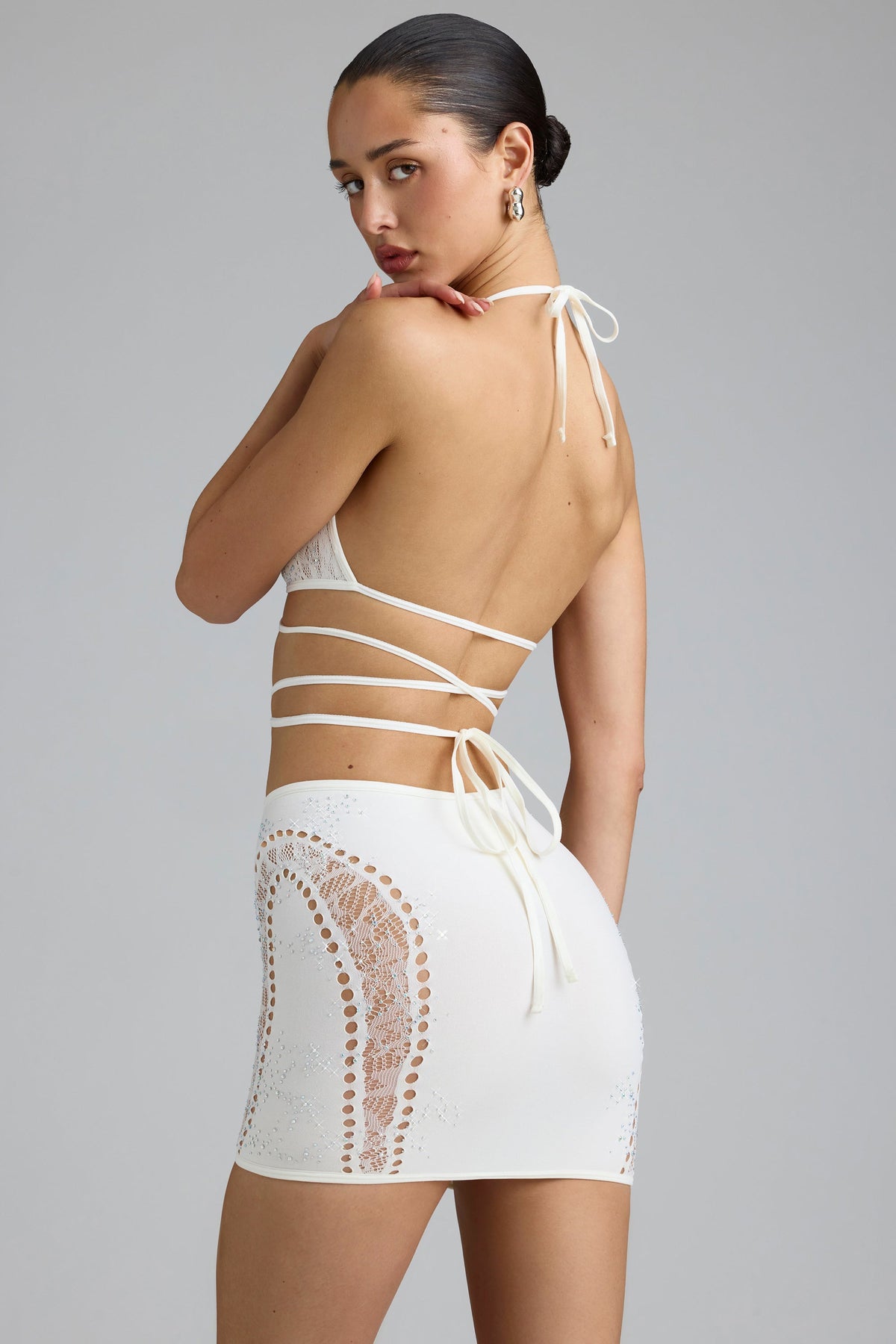 Chic Embellished Mid-Rise Mini Skirt in Ivory