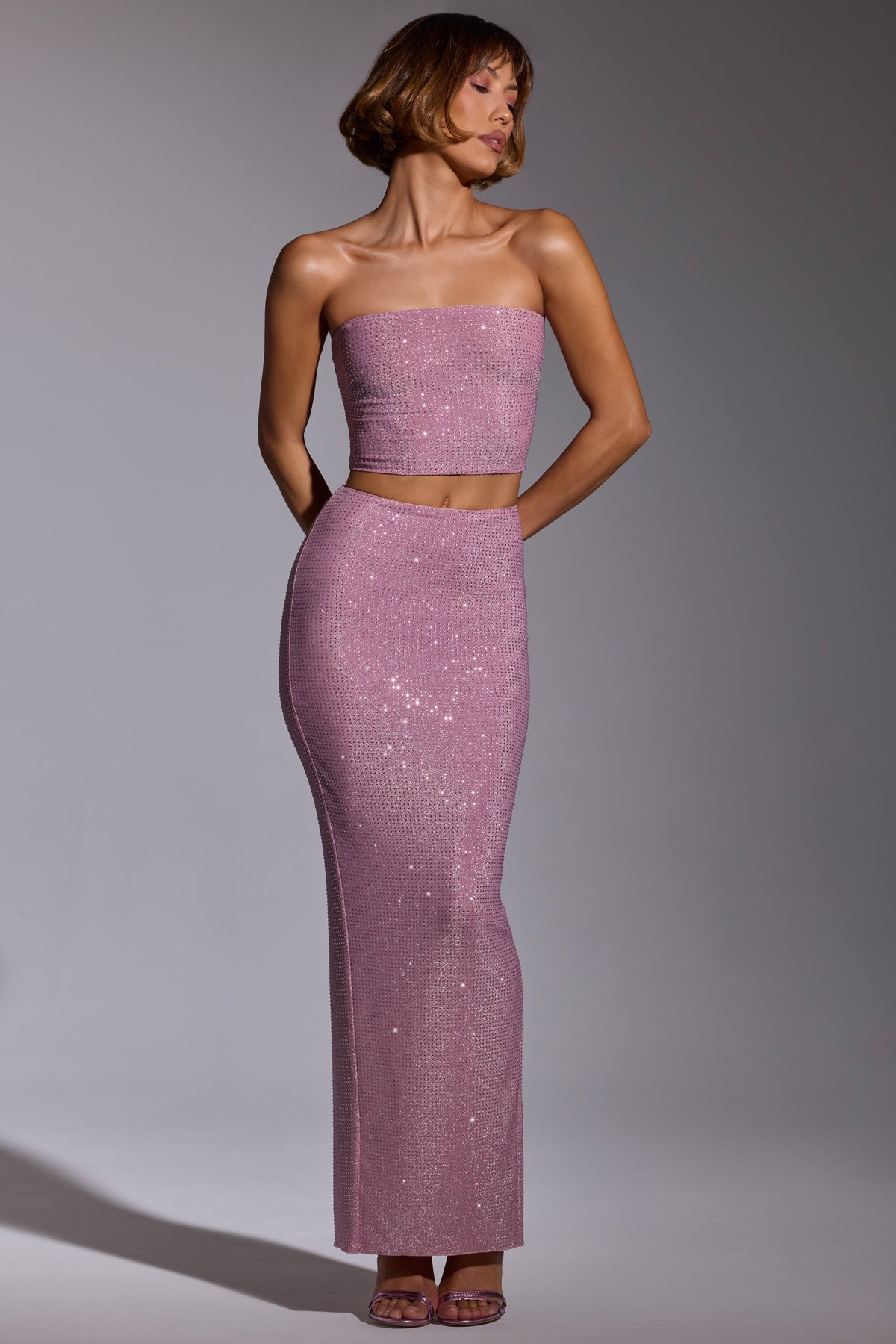 Chic Embellished Mid Rise Maxi Skirt in Light Pink