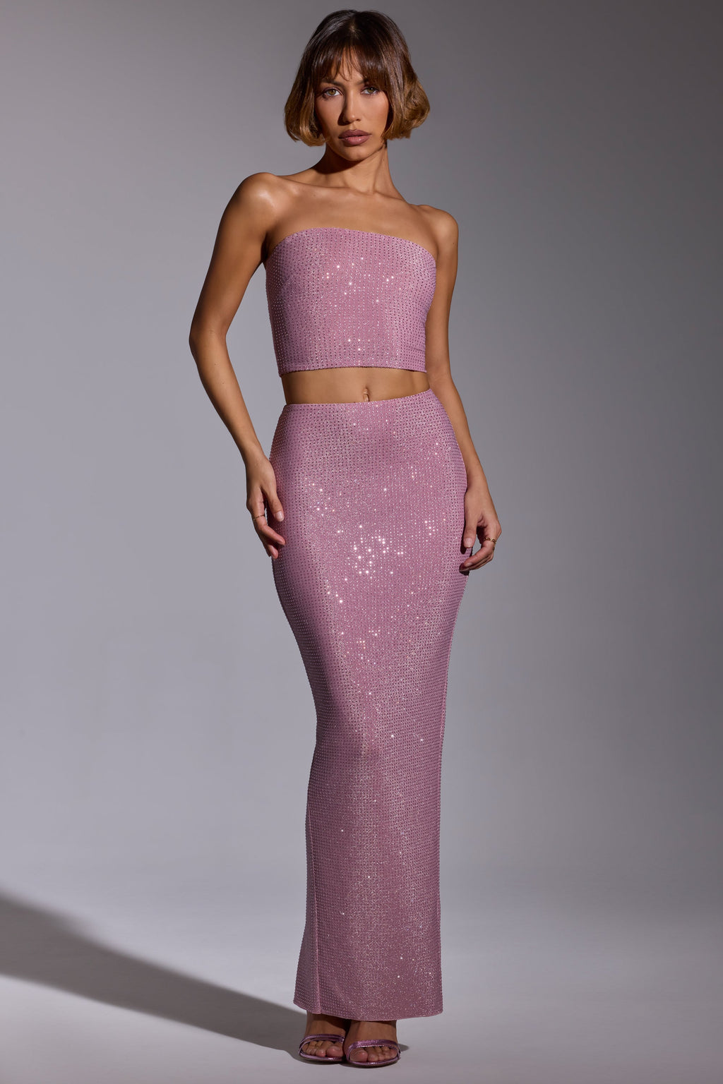 Chic Embellished Strapless Crop Top in Light Pink