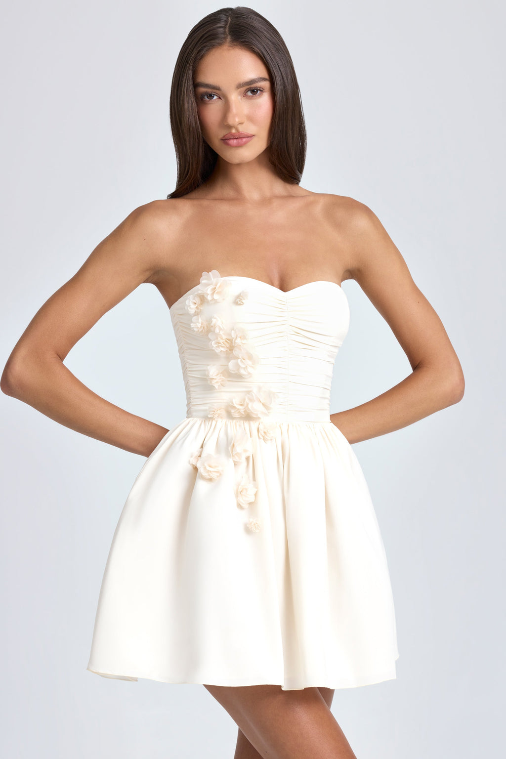Chic Bandeau Floral-Appliqué Corset Mini Dress in Ivory