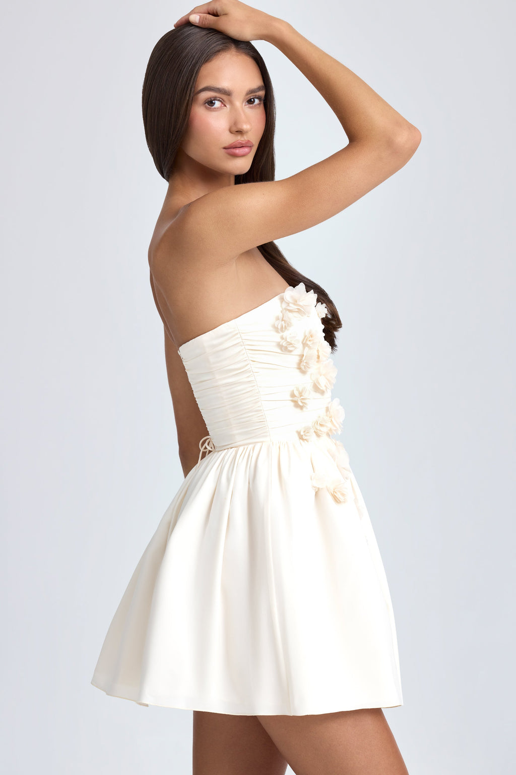 Chic Bandeau Floral-Appliqué Corset Mini Dress in Ivory