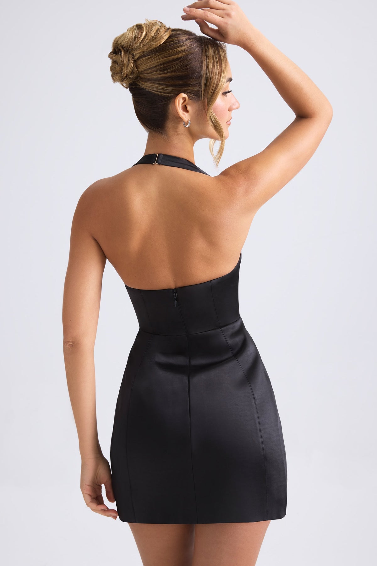 Chic Halterneck Structured Tulip Mini Dress in Black
