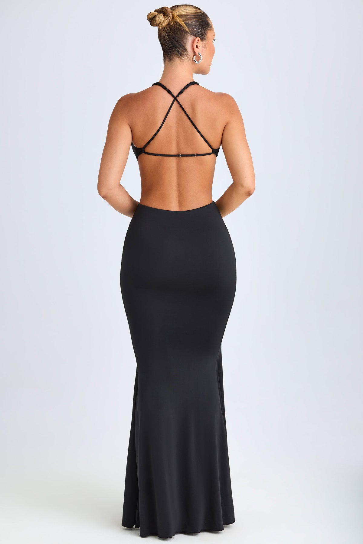 Chic Hardware Detail Cut-Out Halterneck Maxi Dress in Black