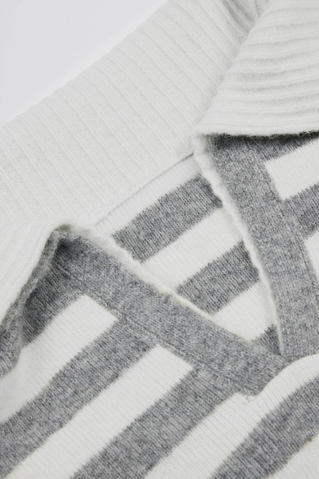 Chic Soft Knit Layered Collar Cropped Jumper in Grey Stripe