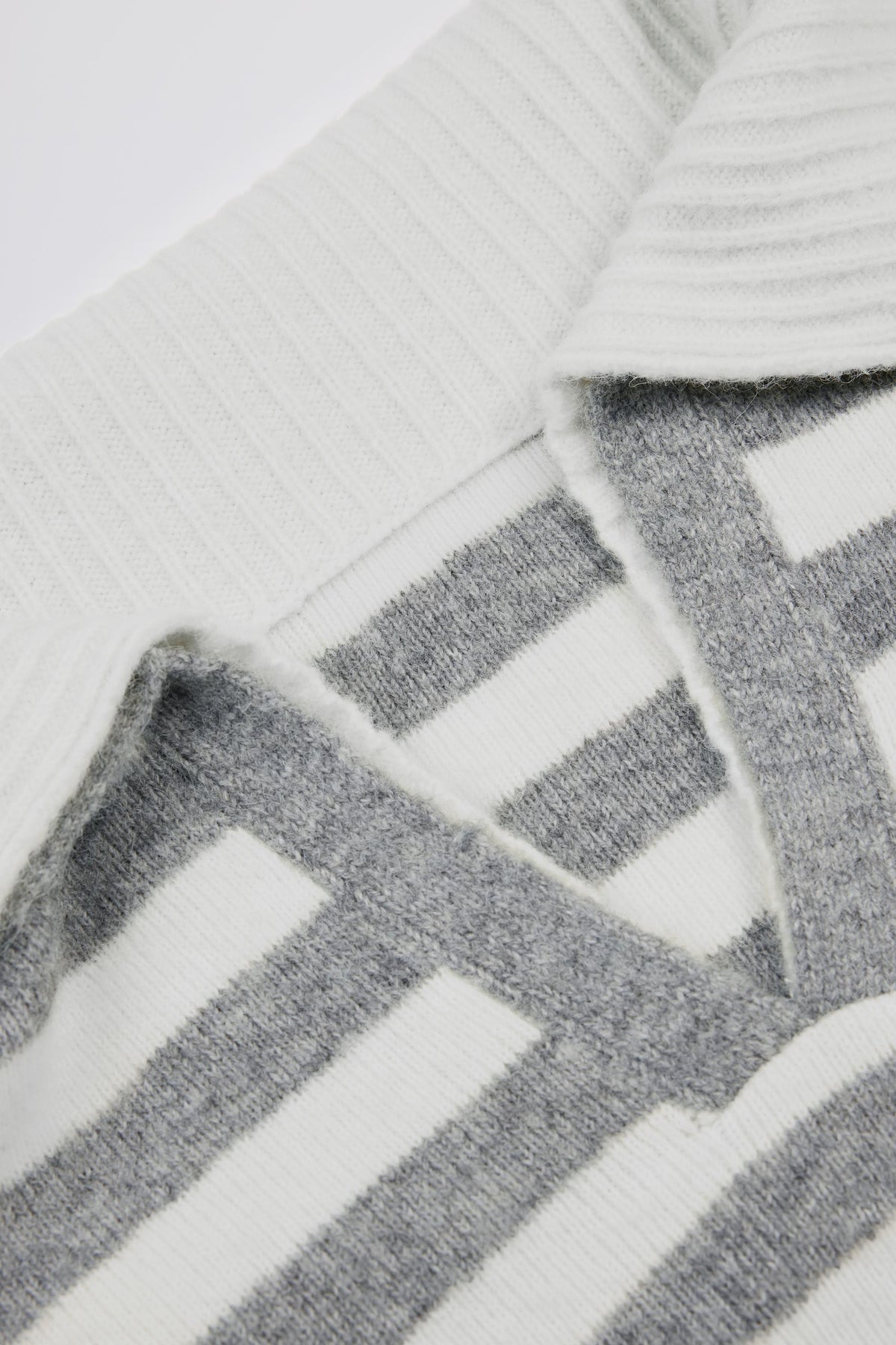 Chic Soft Knit Layered Collar Cropped Jumper in Grey Stripe