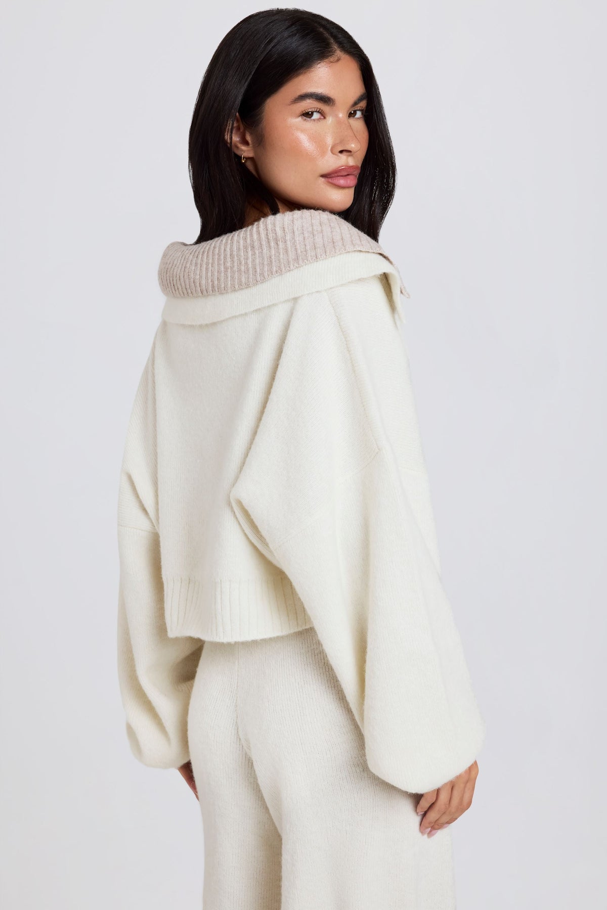 Chic Soft Knit Layered Collar Cropped Jumper in Ivory