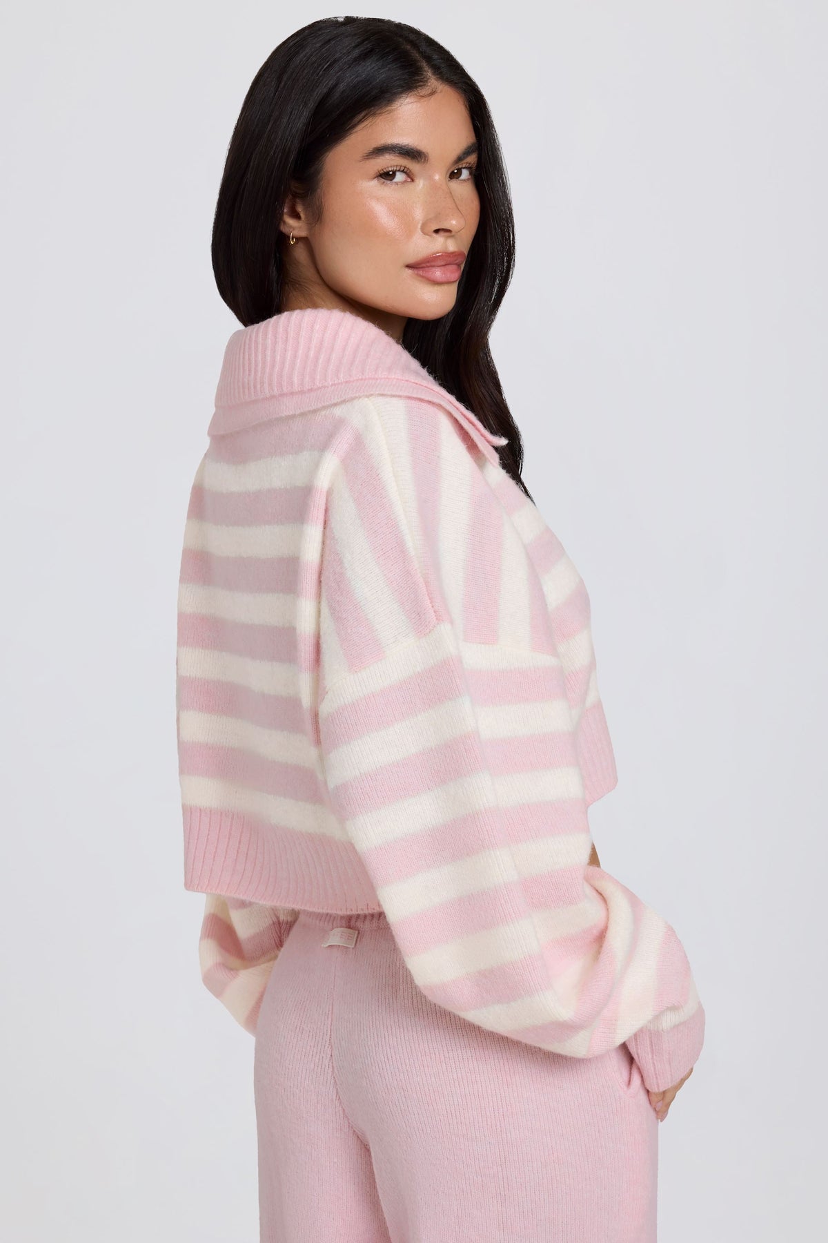 Chic Soft Knit Layered Collar Cropped Jumper in Pink Stripe