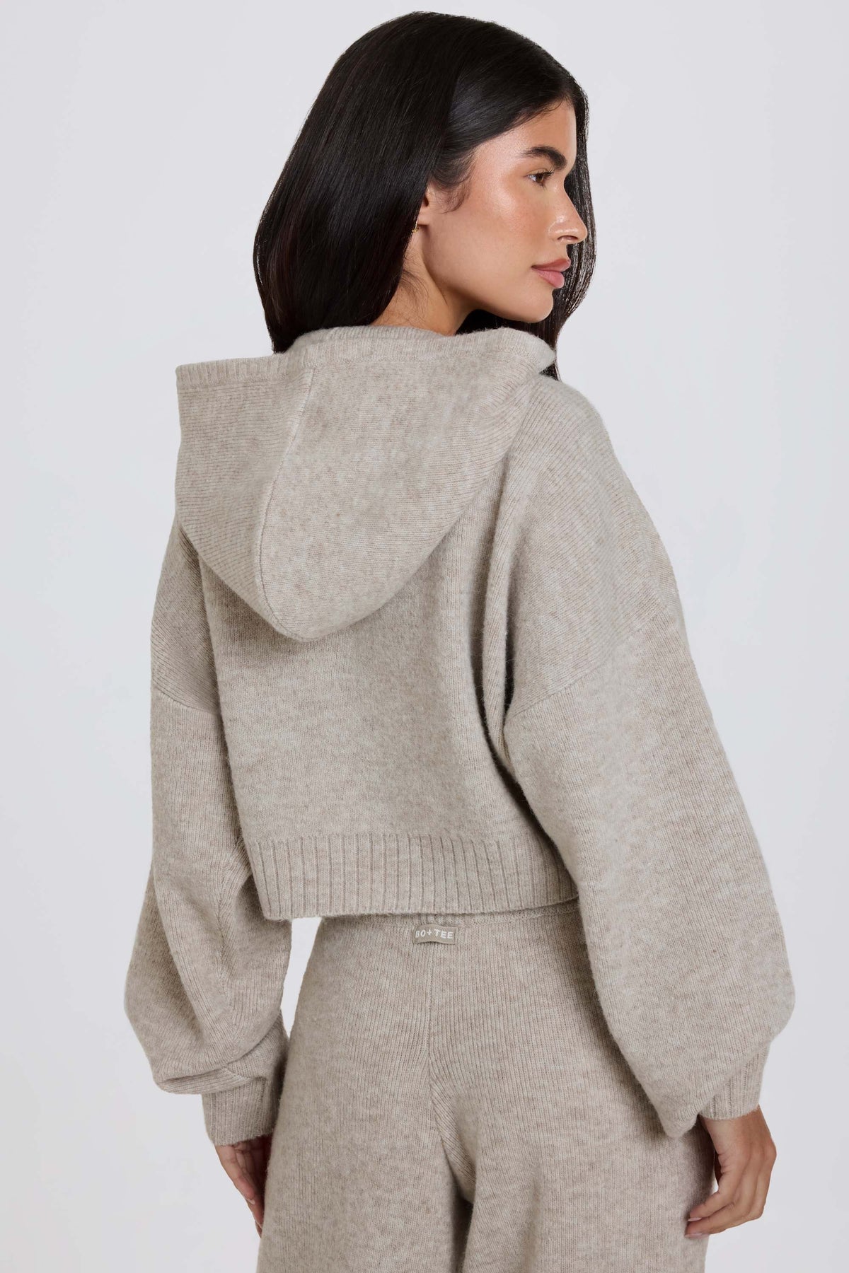 Chic Soft Knit Zip-Up Cropped Hoodie in Beige