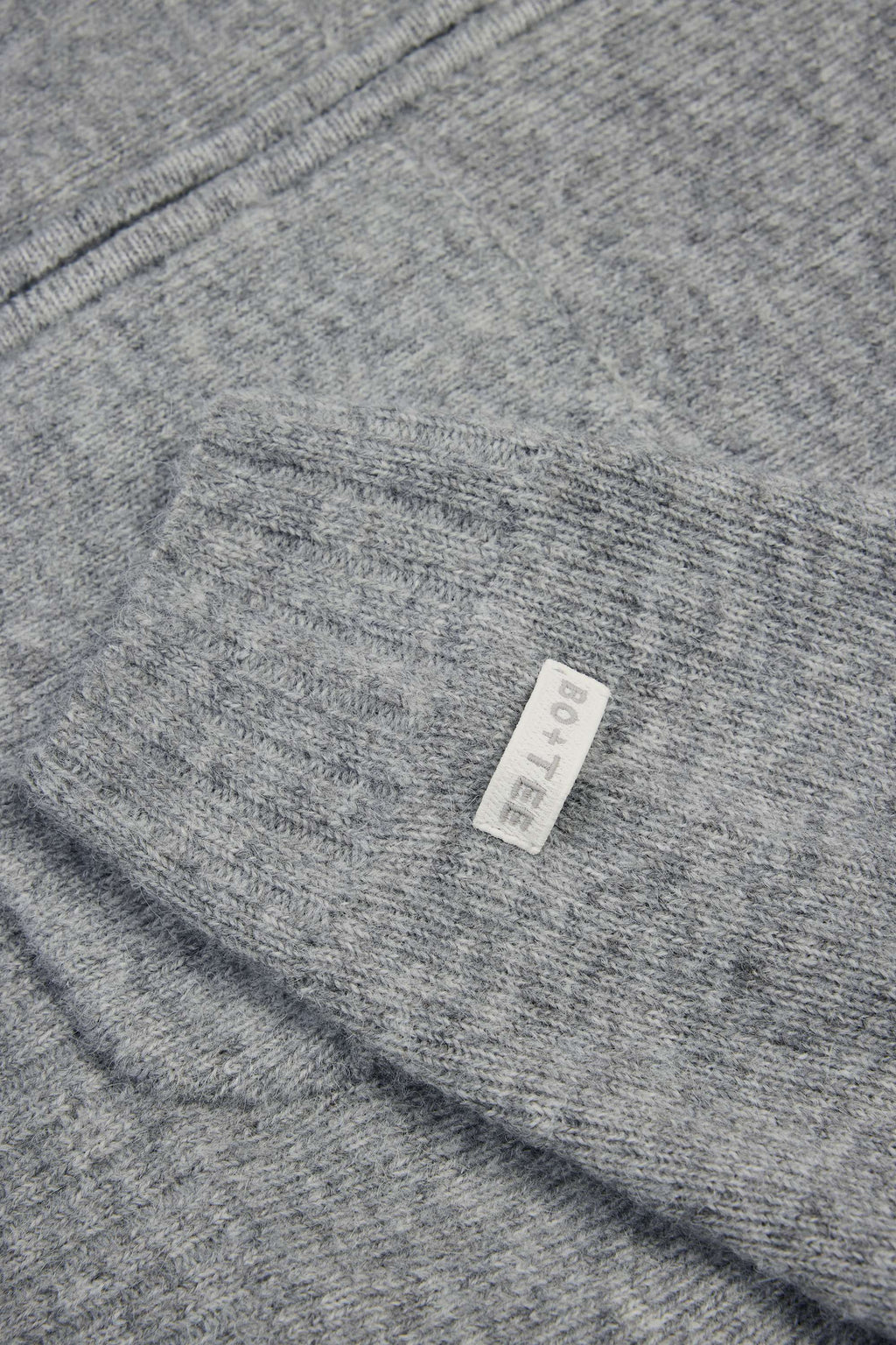 Chic Soft Knit Zip-Up Cropped Hoodie in Grey