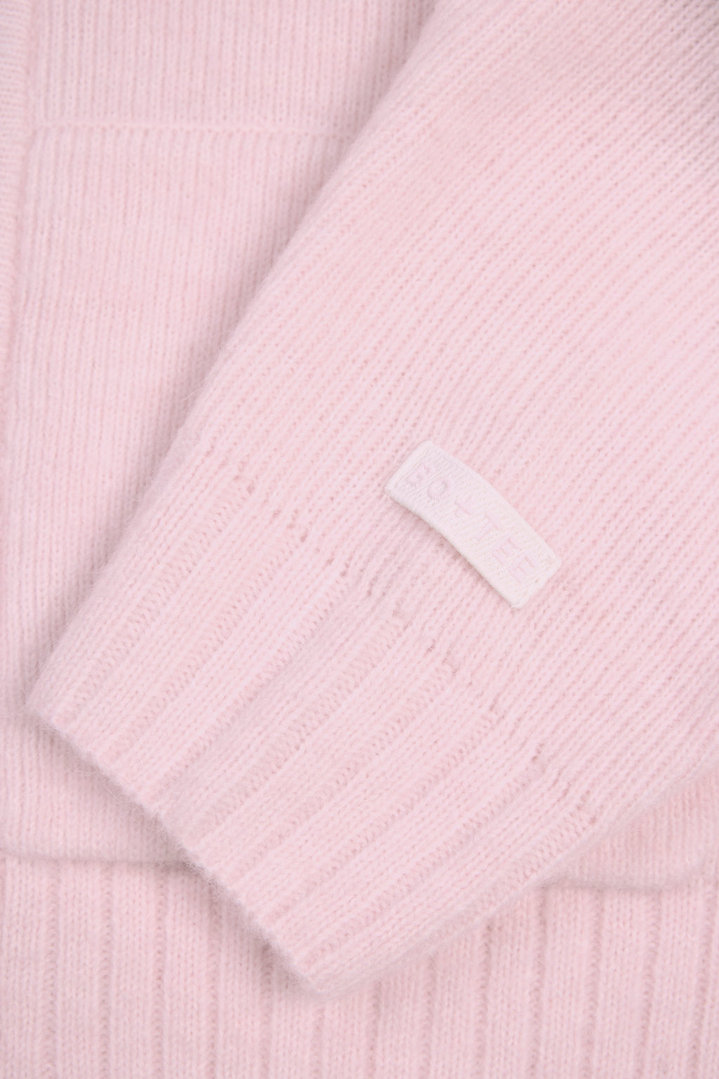 Chic Soft Knit Zip-Up Cropped Hoodie in Soft Pink