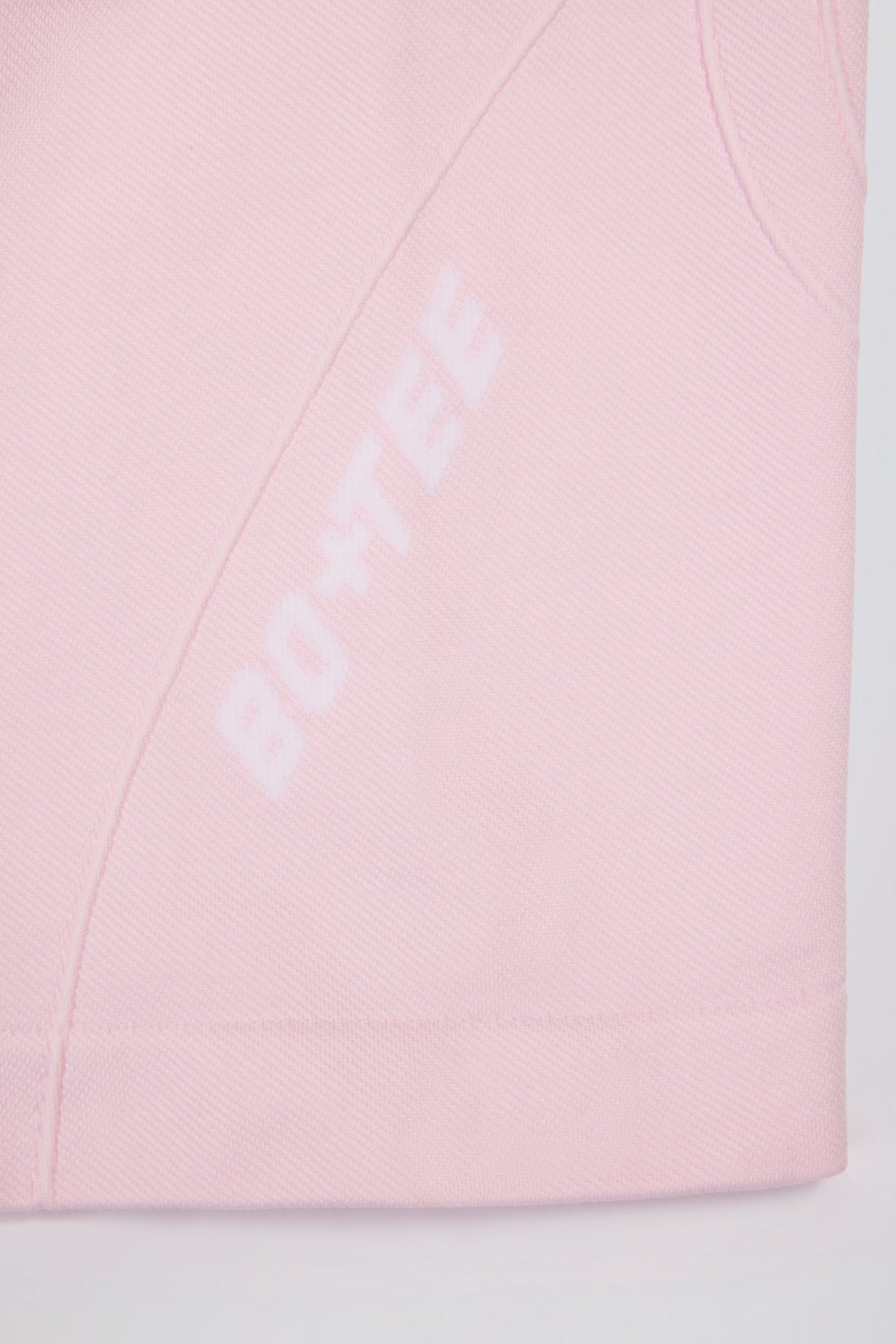 Chic Super Sculpt Seamless Mini Shorts in Soft Pink