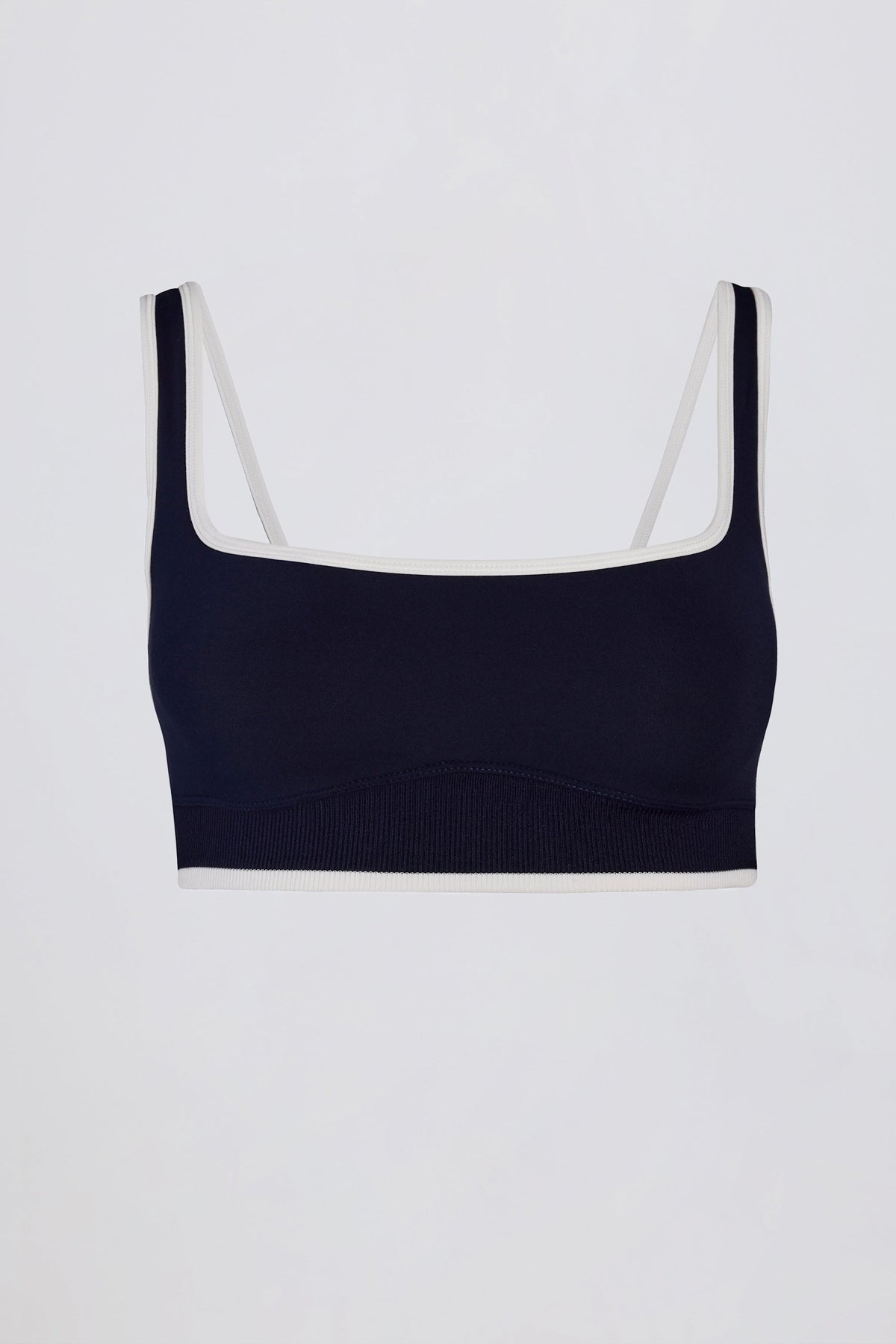 Chic Soft Active Contrast Sports Bra in Classic Navy
