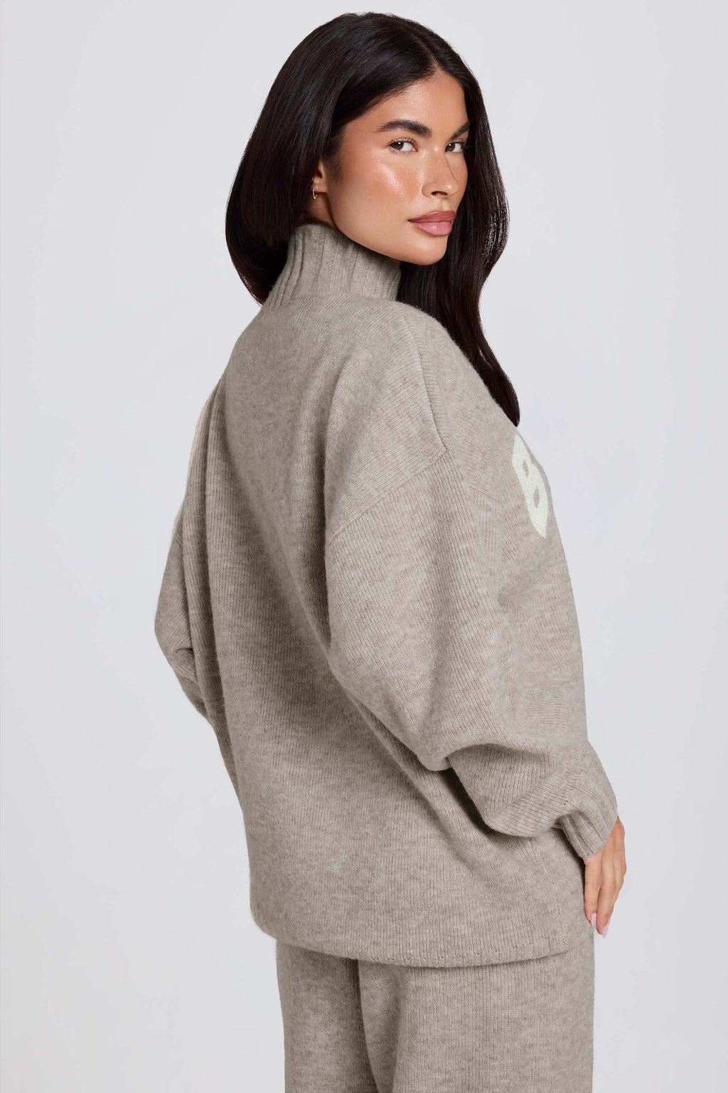 Chic Soft Knit Oversized Jumper in Oatmeal