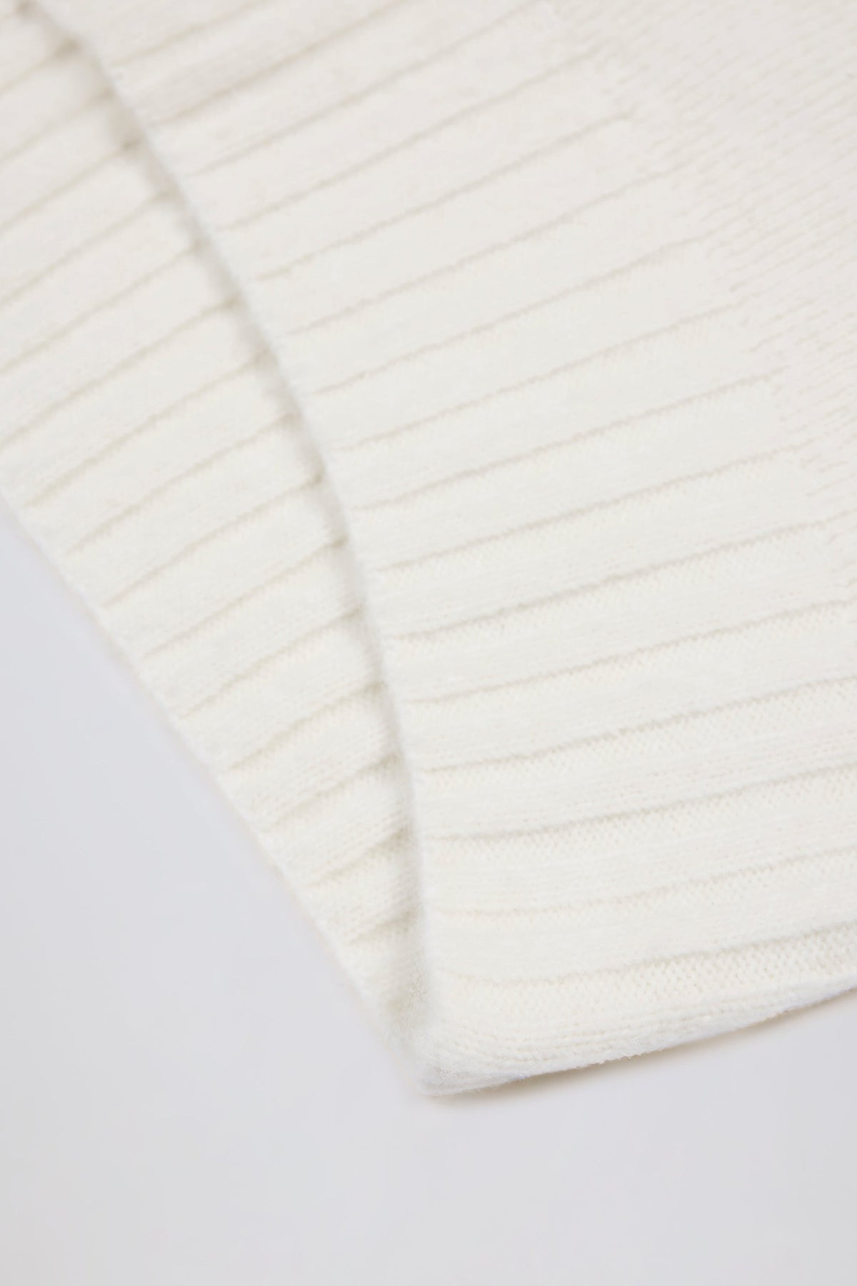 Chic Soft Knit Oversized Jumper in Coconut