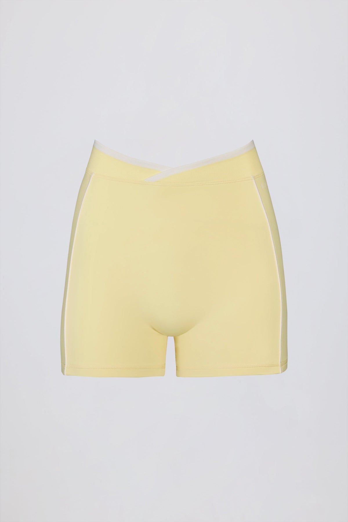 Chic Soft Active Wrapover Contrast Mini Shorts in Soft Yellow