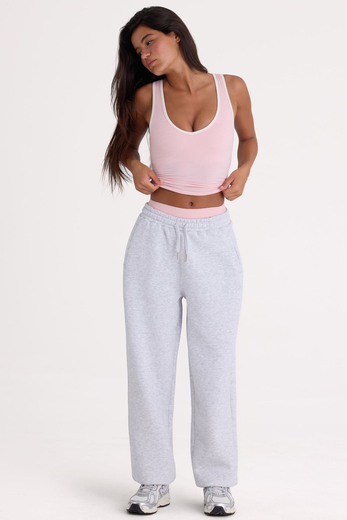 Chic Brushed Cotton Jersey Mid-Rise Relaxed Joggers in Grey Marl