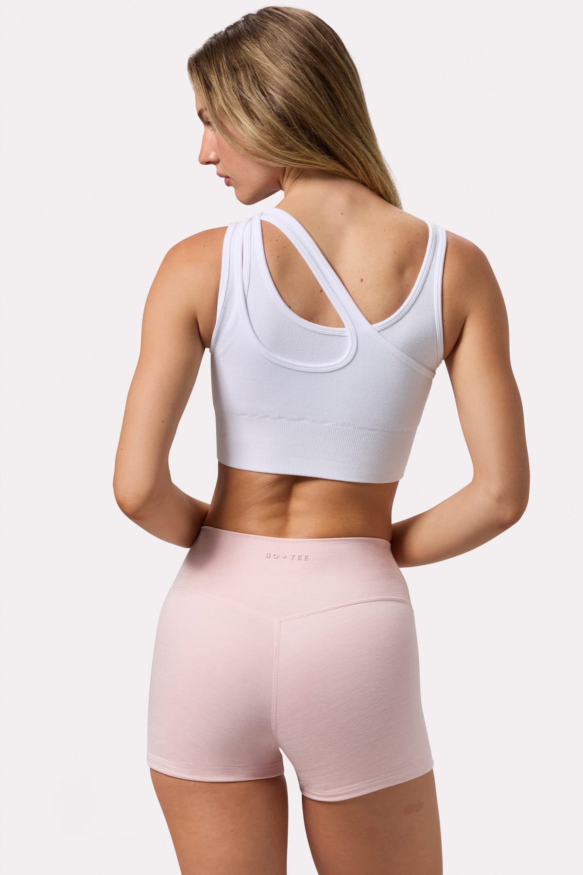 Chic Seamless Soft Rib Asymmetric Sports Bra in White