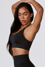 Chic Cut Out Define Luxe Sports Bra in Black