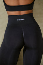 Chic Define Luxe High-Waist Leggings in Black