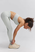 Chic Super Sculpt Seamless Leggings in Ice Grey