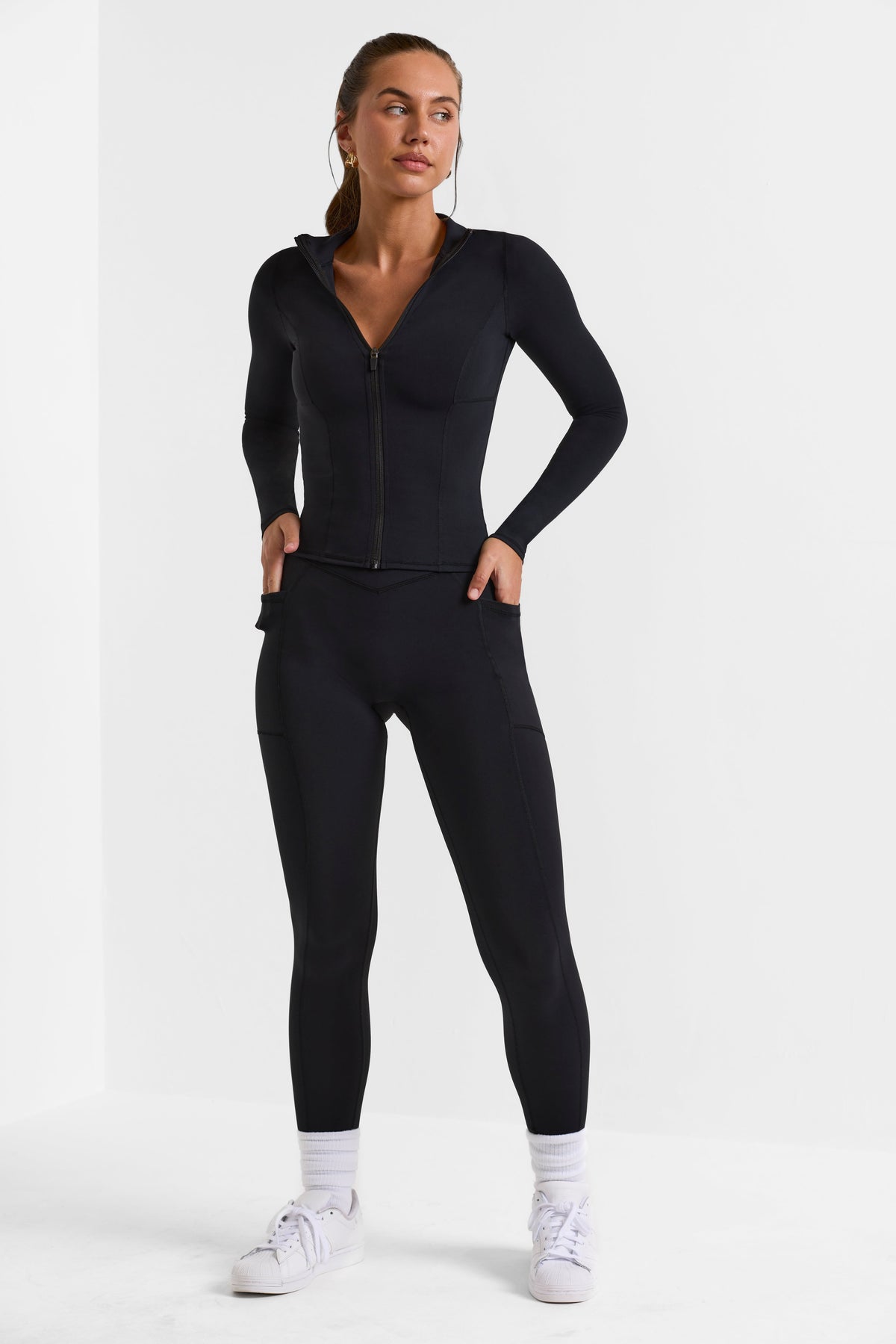 Chic Soft Active Full-Length Leggings in Black