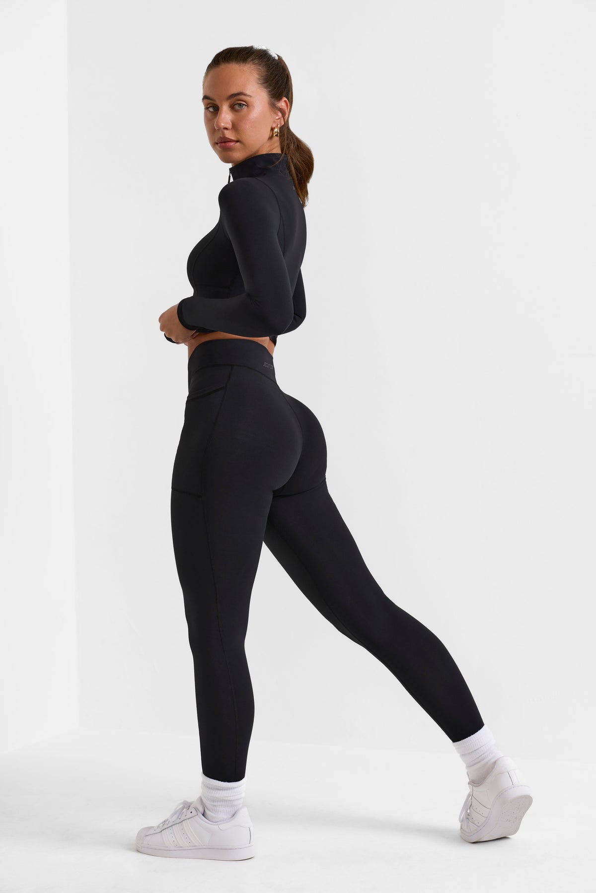 Chic Soft Active Full-Length Leggings in Black