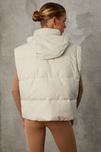 Chic Cropped Puffer Jacket with Detachable Sleeves in Sand