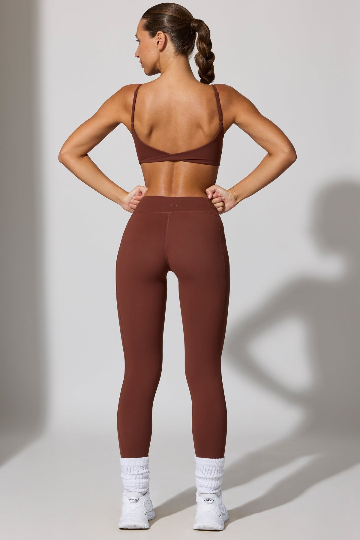 Chic Full Length Leggings with Pockets in Brown