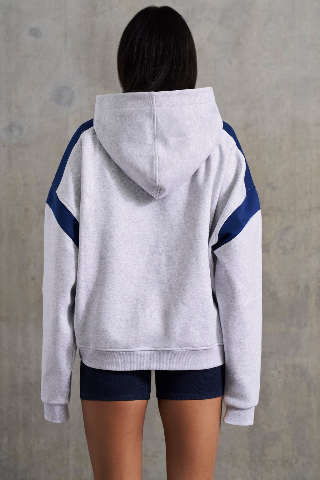 Chic Cotton Fleece Oversized Hoodie in Heather Grey