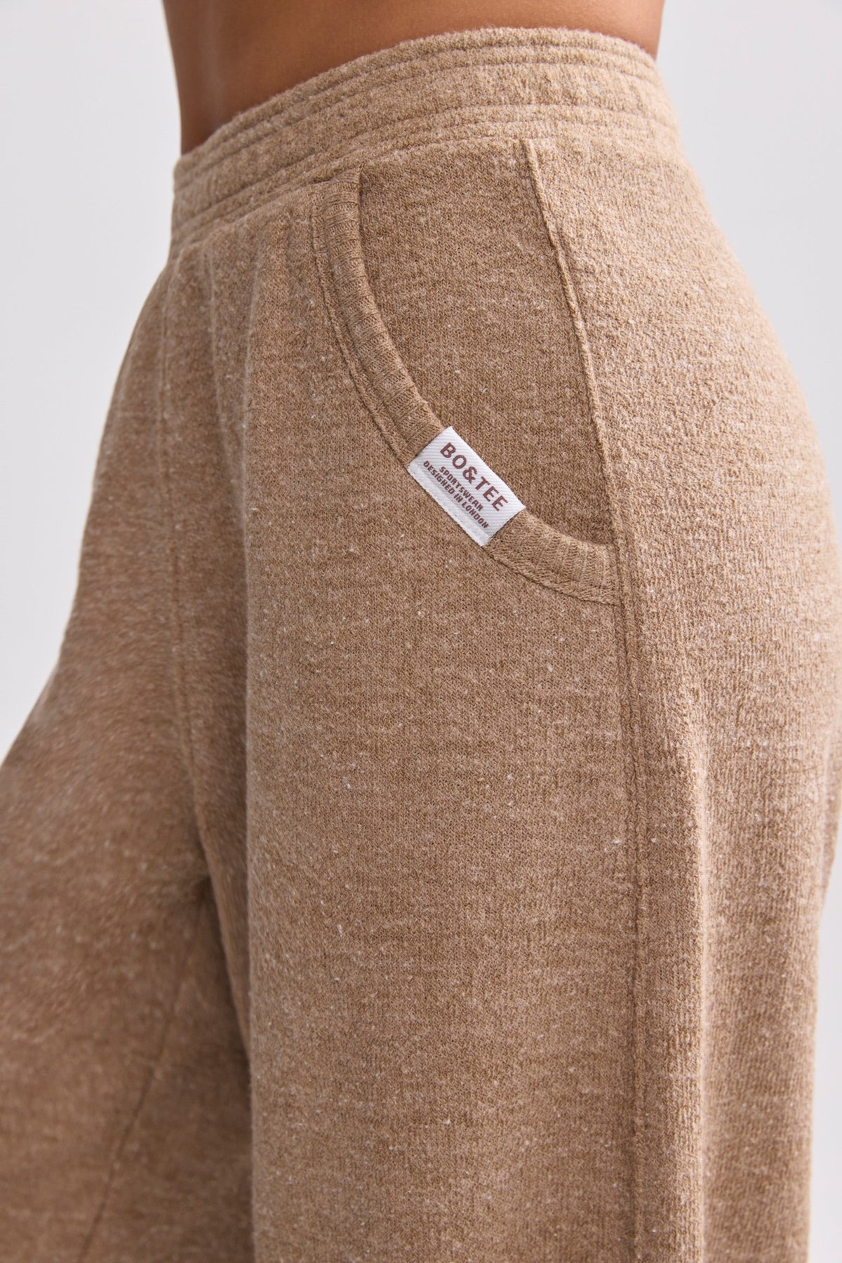 Chic Terry Towelling Wide-Leg Joggers in Mocha Brown