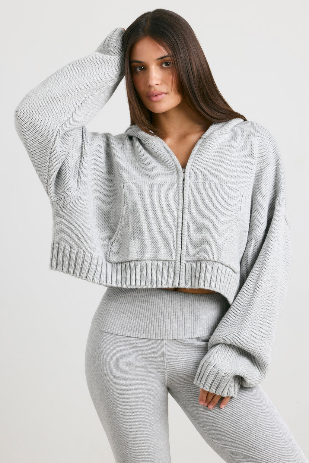 Chic Cropped Zip Up Chunky Knit Hoodie in Heather Grey