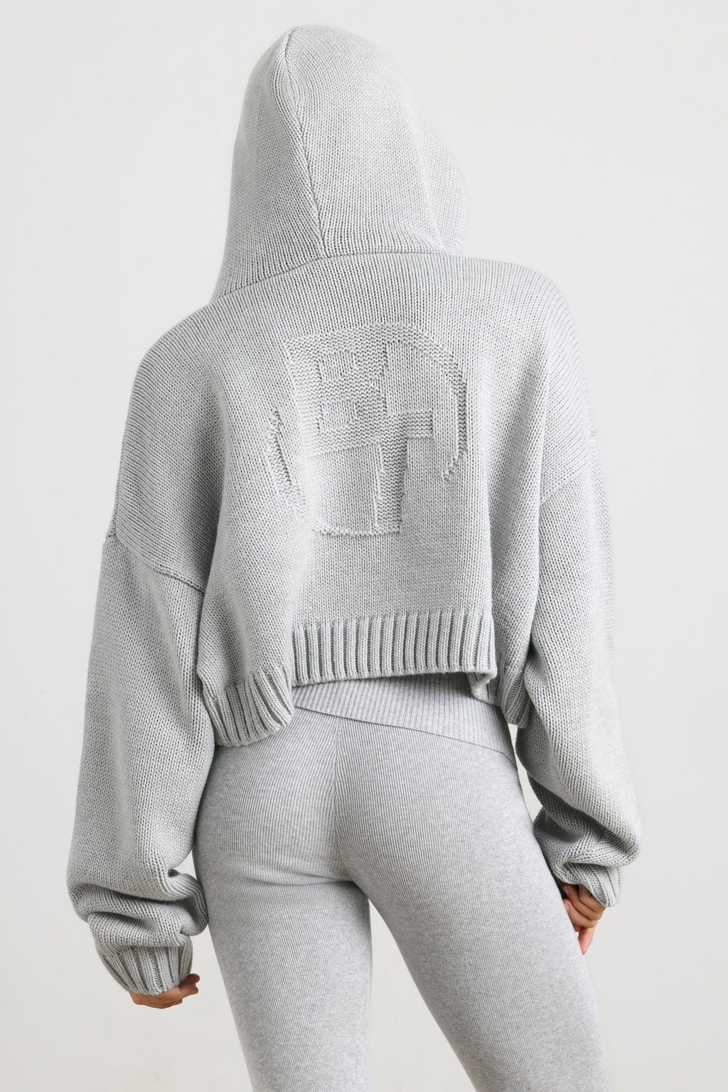 Chic Cropped Zip Up Chunky Knit Hoodie in Heather Grey
