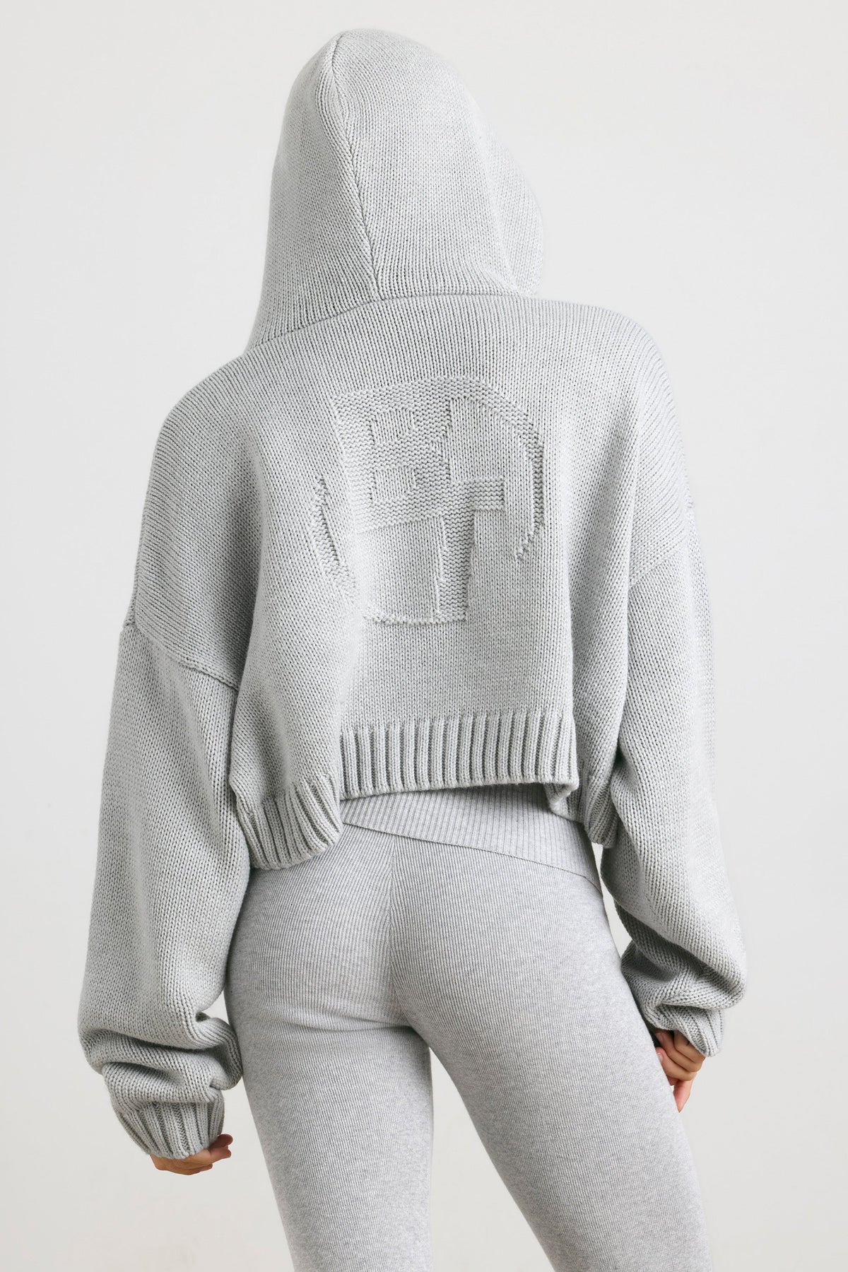 Chic Cropped Zip Up Chunky Knit Hoodie in Heather Grey