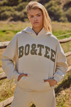 Chic Oversized Hooded Sweatshirt in Bone