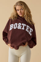 Chic Oversized Hooded Sweatshirt in Mahogany