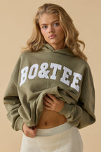 Chic Oversized Hooded Sweatshirt in Soft Olive