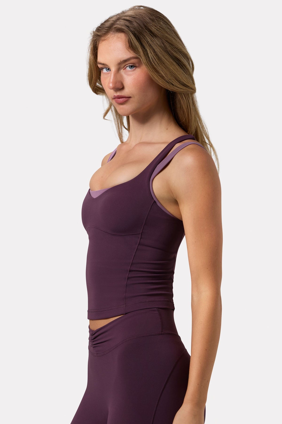 Chic Soft Active Sweetheart-Neck Tank Top in Plum