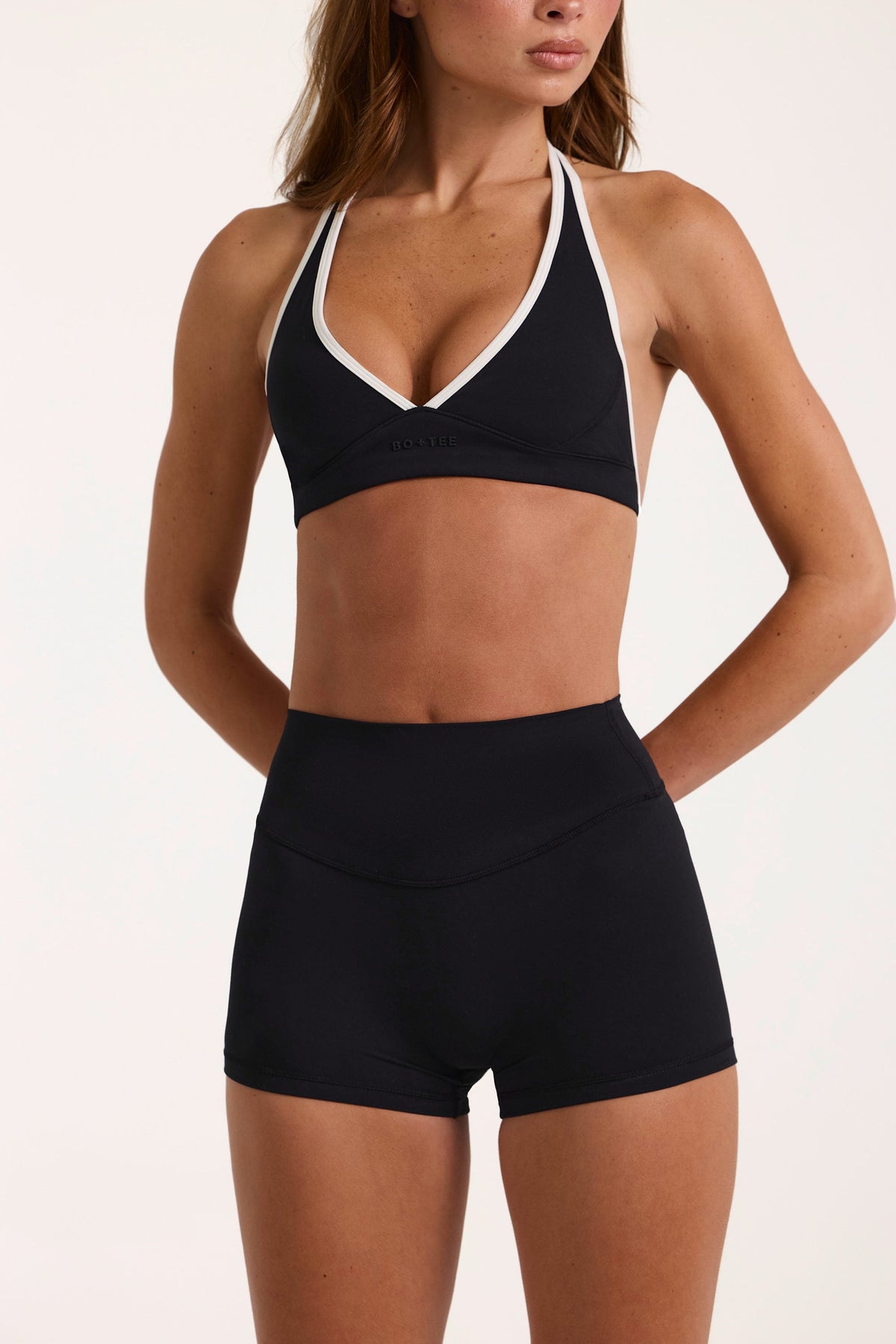 Chic Soft Active Sports Bra in Black