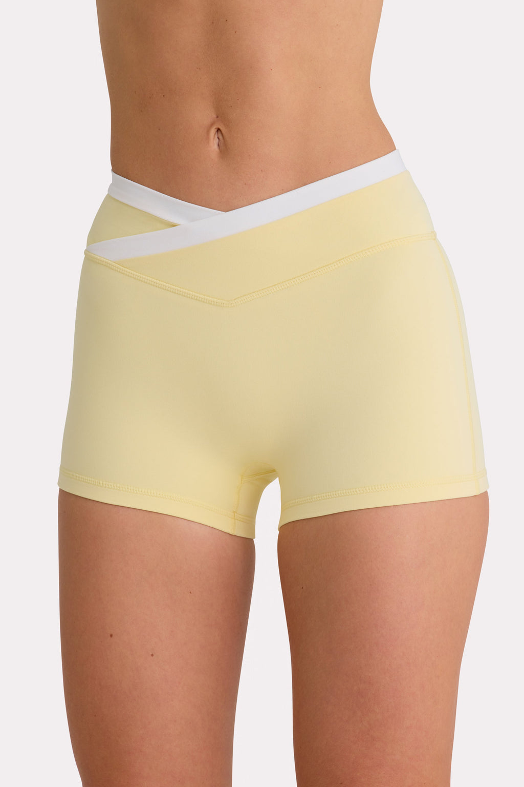 Chic Soft Active Shorts in Lemon