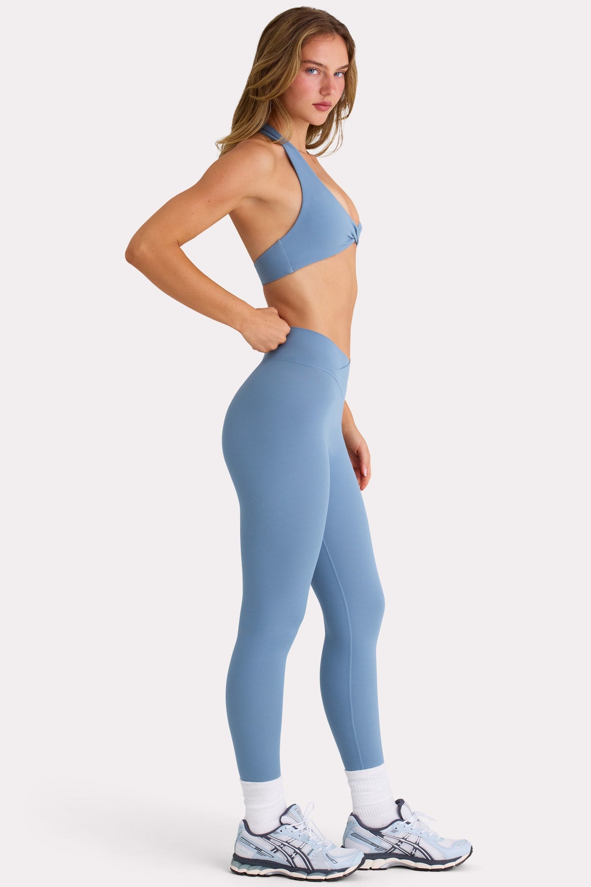 Chic Soft Active Leggings in Marine