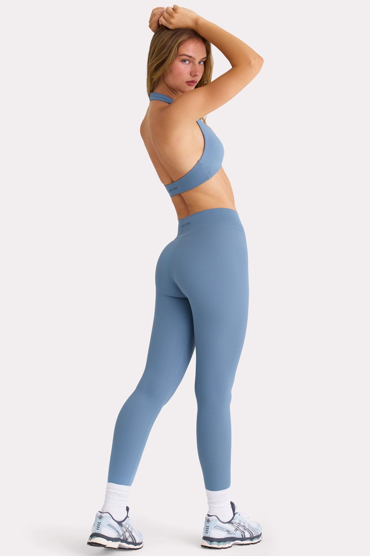 Chic Soft Active Leggings in Marine