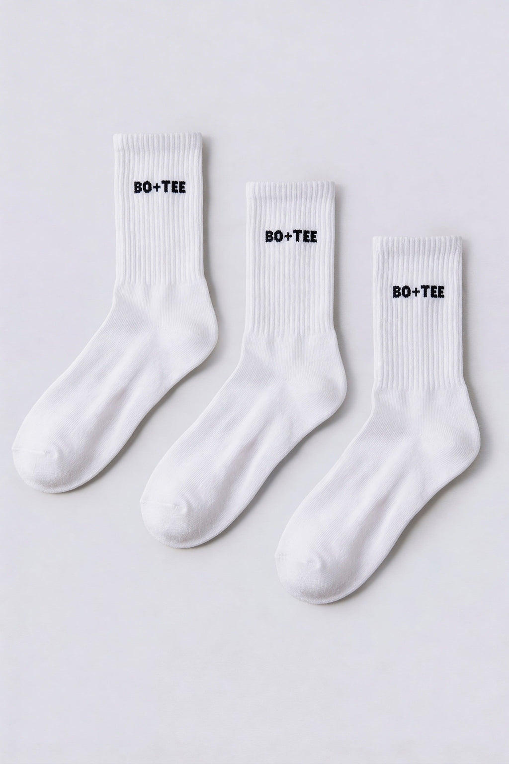 Chic Ribbed Half-Crew 3-Pack Socks in White