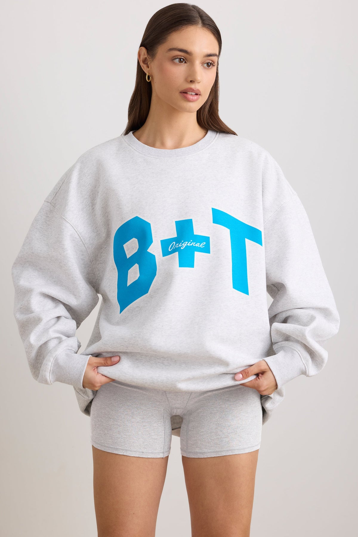 Chic Oversized Crew Neck Sweatshirt in Grey Marl