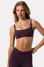 Chic Soft Active Seam-Detail Sports Bra in Plum