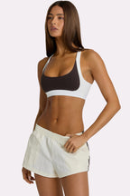 Chic Soft Active High-Impact Sports Bra in Coconut